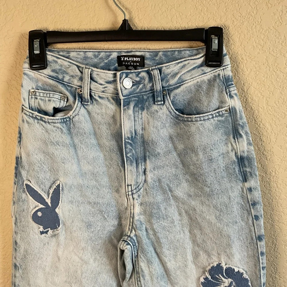 Playboy X Pacsun Womens Embroidered Light‎ Wash High Rise Boyfriend Denim Jeans - Picture 5 of 7